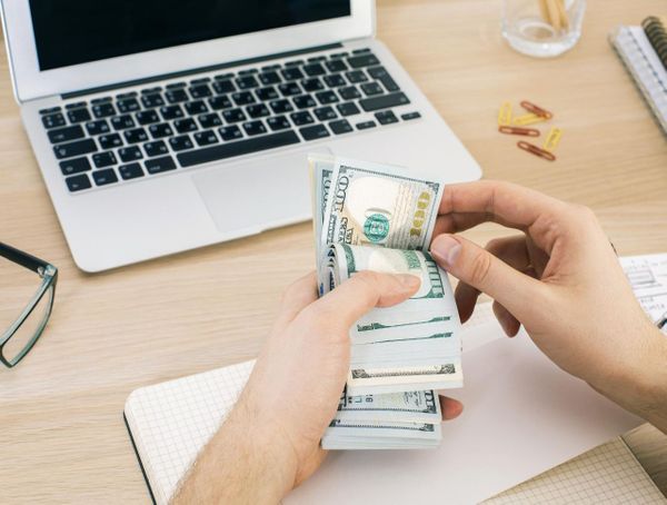 Сколько можно заработать на Freelancehunt за один 1 год с нуля